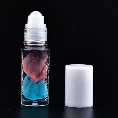 Latest Product Wholesale Easy To Color Lipgloss Shinny Lip Gloss Makeup Glittery Clear Lip Oil